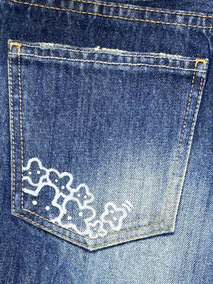 POCKET ESCAPE | Vintage Denim Shorts with Doodle Lines
